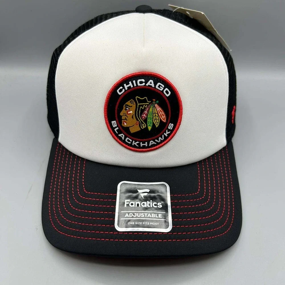 Chicago Blackhawks Trucker Hat Men White Black NHL Fanatics Snap Back Cap New